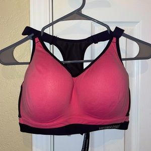 34 DDD Victoria’s Secret Sports Bra